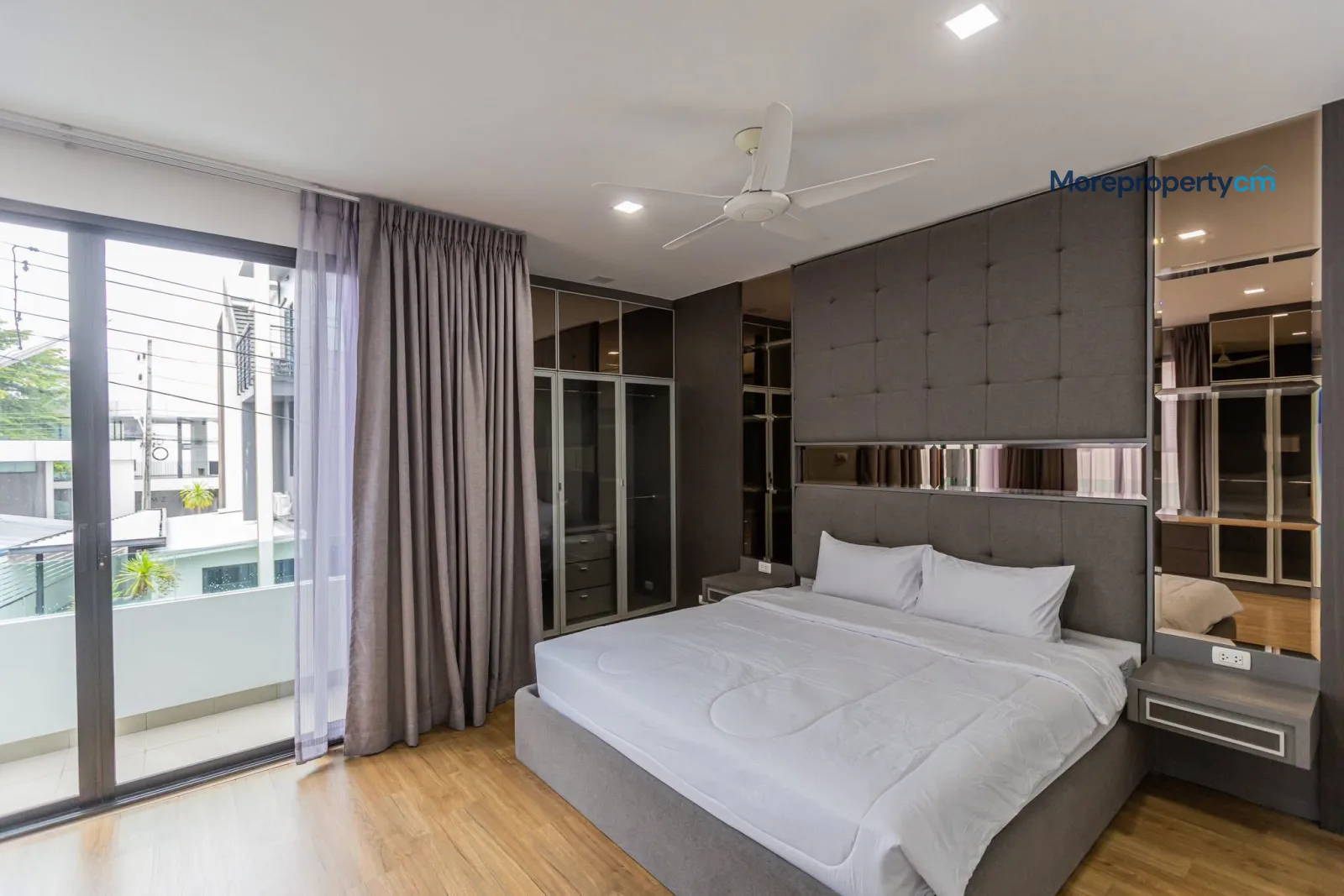 Stylish Corner-Unit Townhome - Malada Maze Hang Dong (Fully Built-in) - 10