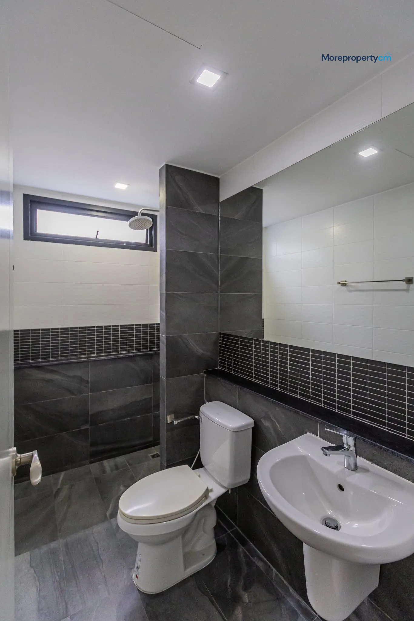 Stylish Corner-Unit Townhome - Malada Maze Hang Dong (Fully Built-in) - 22