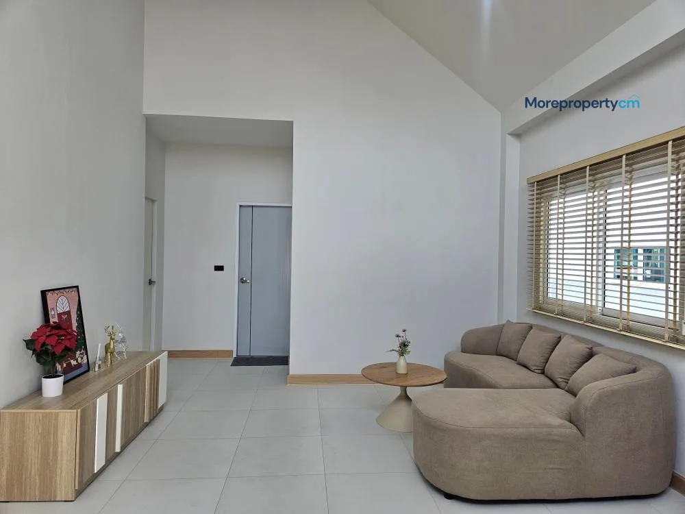 Newly Built House with 5.8m High Ceiling - Peaceful Living near Lanna Int'l School - 5