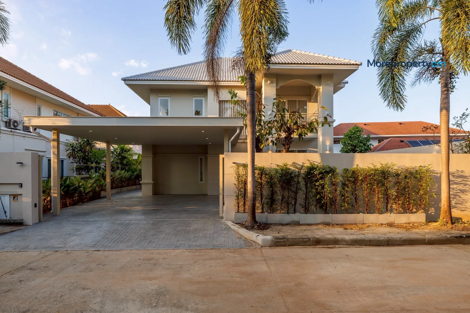 Fully Renovated Corner-Plot Home with 13m Private Pool - Pimuk 4 Village, San Sai - 30