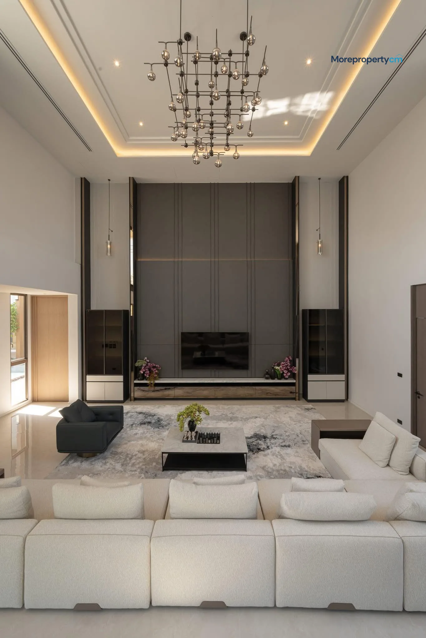 Ultra-Luxury 1,300 sq.m. Mansion for Sale - World Club Land, Hang Dong - 12