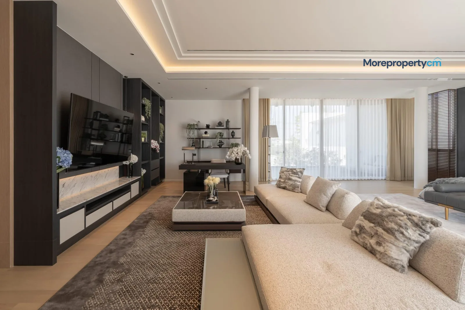 Ultra-Luxury 1,300 sq.m. Mansion for Sale - World Club Land, Hang Dong - 14