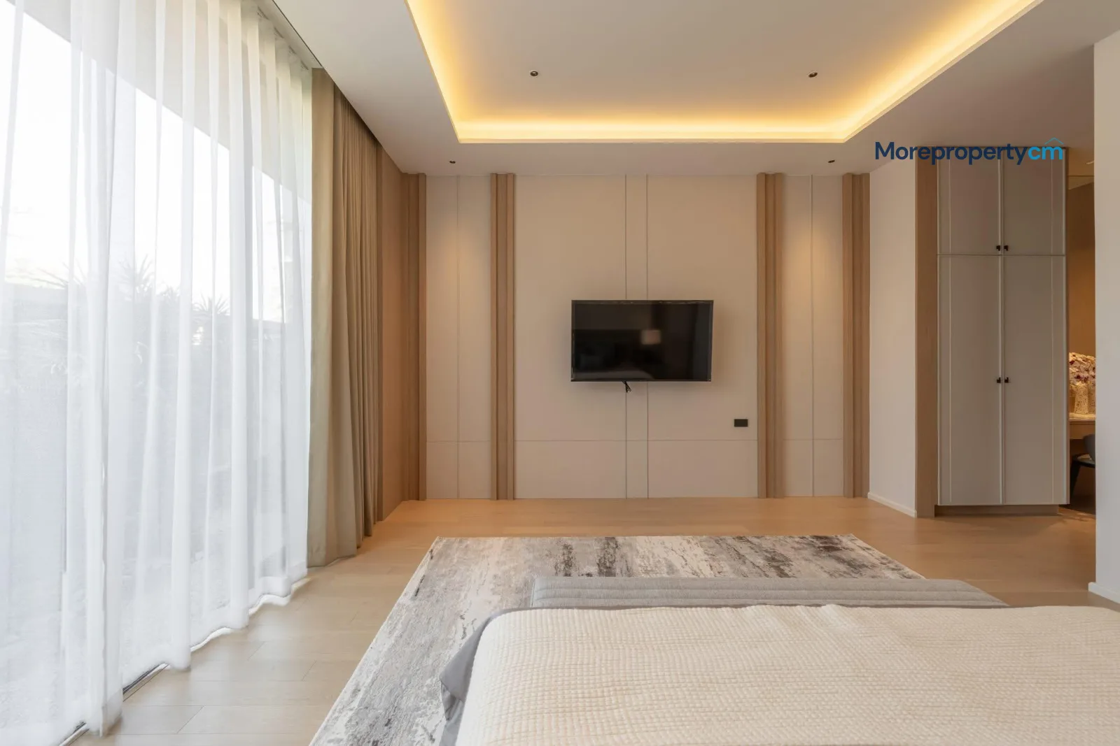 Ultra-Luxury 1,300 sq.m. Mansion for Sale - World Club Land, Hang Dong - 19