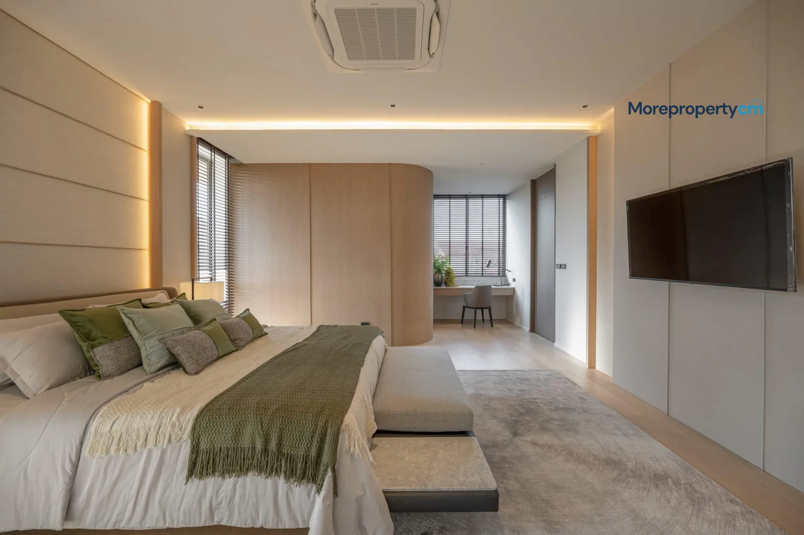 Ultra-Luxury 1,300 sq.m. Mansion for Sale - World Club Land, Hang Dong - 21