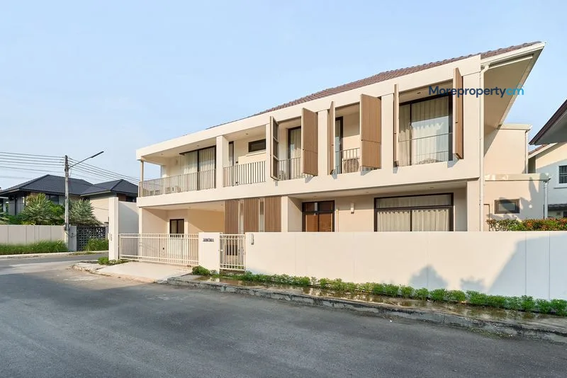ขายบ้านใน หมู่บ้านพราว บาย ขวัญเวียง – หางดง บ้านสวย ตกแต่งครบ พร้อมเข้าอยู่