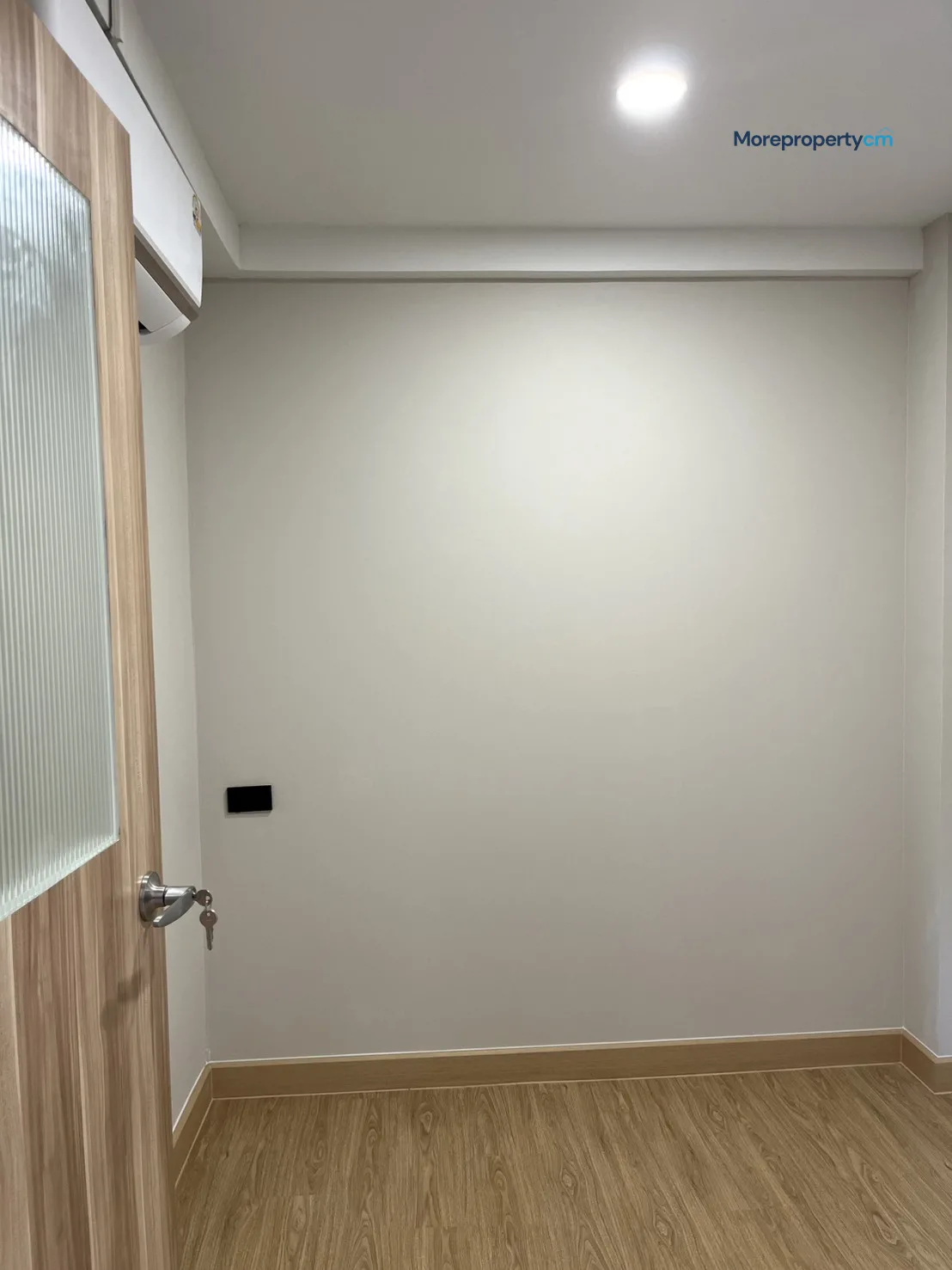 ขาย ศรีธนาคอนโดมิเนียม 1 – 2 นอน ห้องใหญ่ 64 ตร.ม. รีโนเวทใหม่พร้อมบิ้วอิน ใกล้นิมมาน (Foreign Quota) - 10