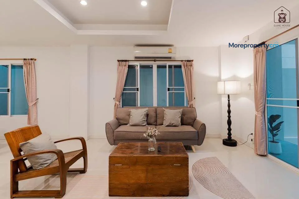 ให้เช่าบ้านแฝดรีโนเวทใหม่ ระแวกกองบิน 41 – 3 นอน 3 น้ำ ทำเลดี ใกล้นิมมานฯ - 12