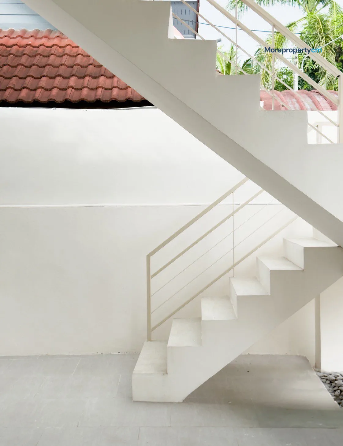 ขายโฮมออฟฟิศรีโนเวทใหม่สไตล์มินิมอล ทำเลป่าแดด – พื้นที่ใช้สอยจุใจ 377 ตร.ม. ฟังก์ชันครบ รองรับทีมงานได้ถึง 20 คน ใกล้สนามบินเชียงใหม่ - 34