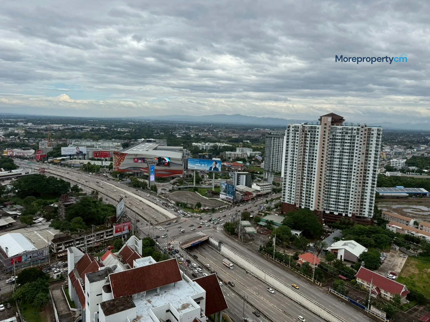 ขายคอนโด ศุภาลัย มอนเต้ บิซ (Supalai Monte 1) ห้องสตูดิโอขนาดใหญ่ 46 ตร.ม. ชั้น 16 - 18
