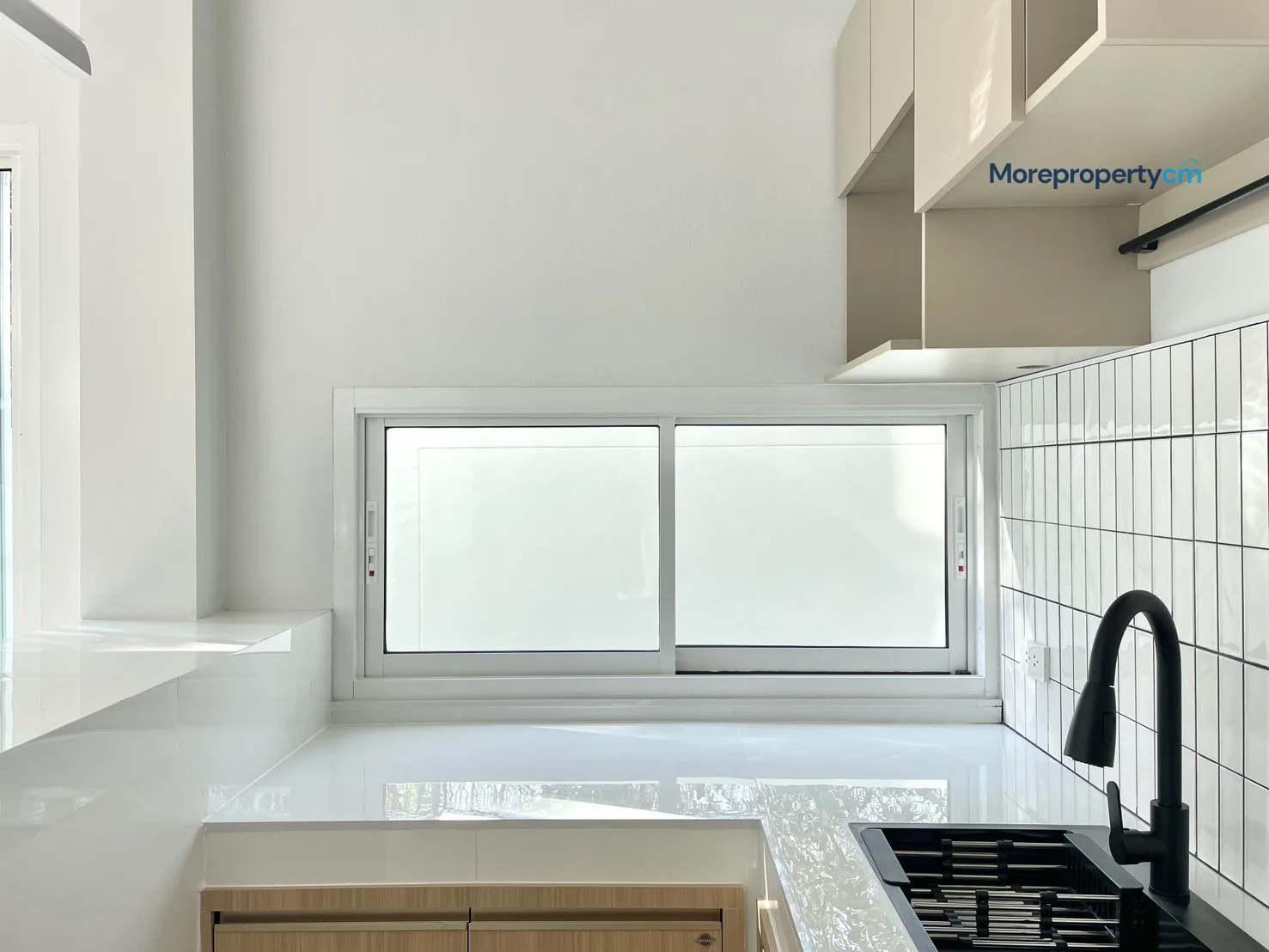 ขายบ้านเดี่ยว 2 ชั้น สร้างใหม่ สไตล์โมเดิร์น ทำเลดีไม่ไกลจากเมือง - 15