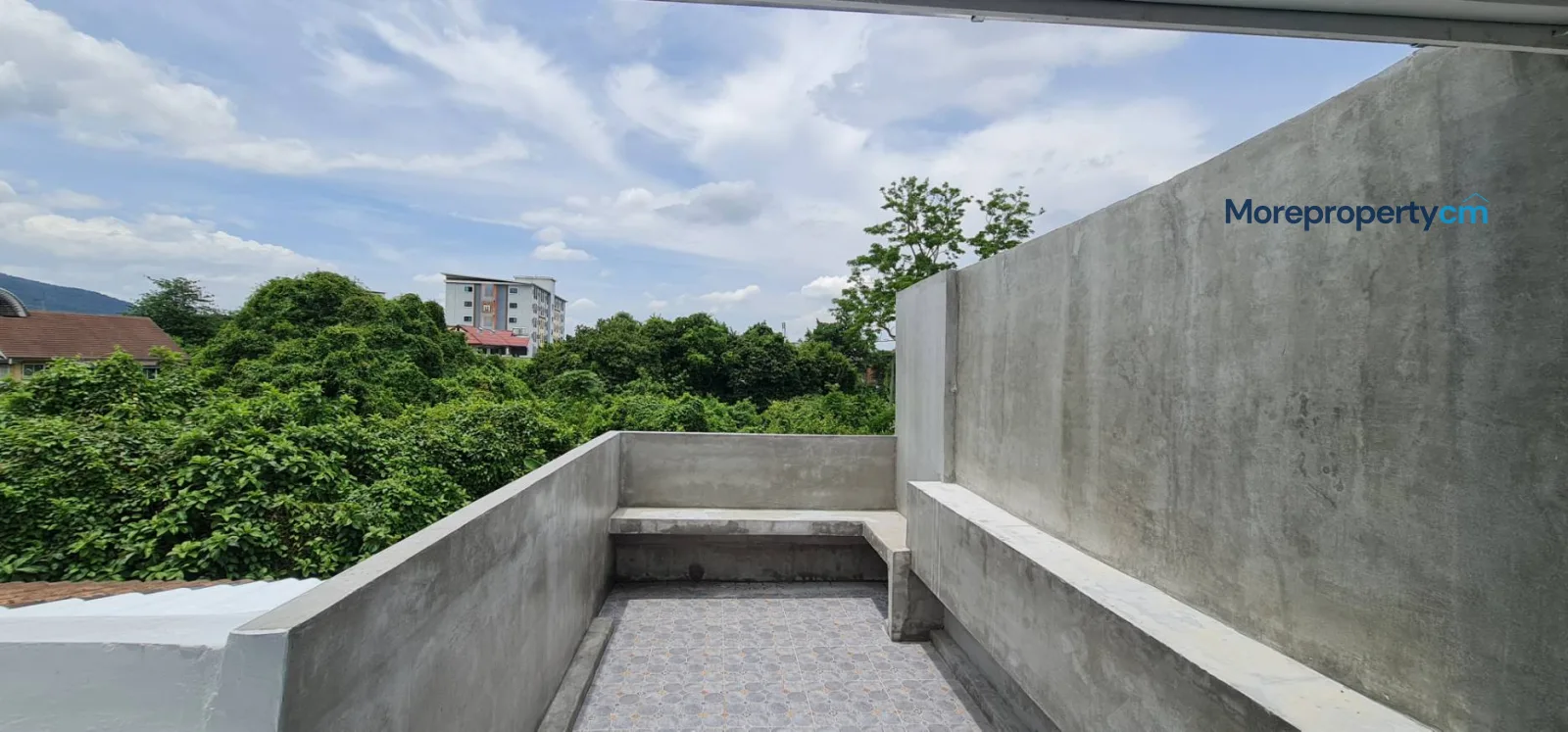 ขายทาวน์โฮม 2 ชั้น รีโนเวทใหม่ ทำเลทองเจ็ดยอด มีดาดฟ้าส่วนตัว ใกล้นิมมานและห้างเมญ่า - 13