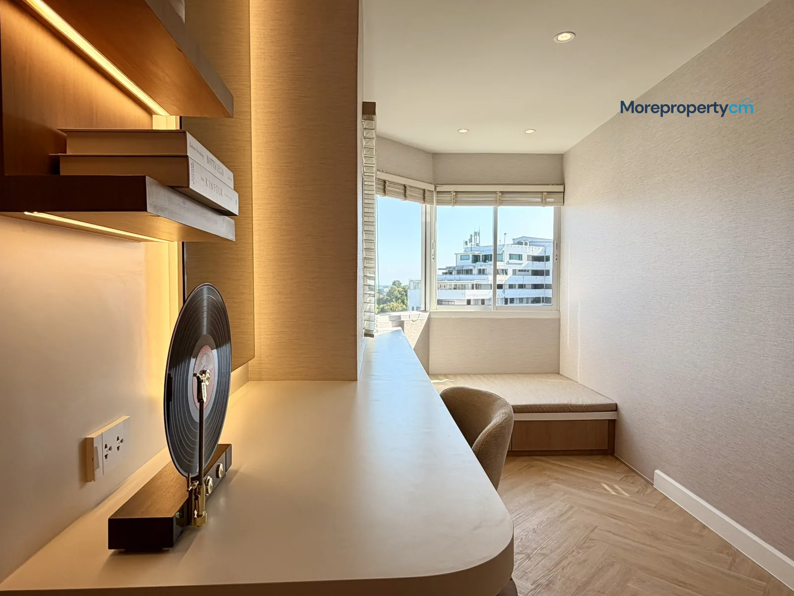 ขายคอนโด ฮิลไซด์ คอนโด 3 (Hillside Condo 3) ห้องใหญ่ 2 นอน 2 น้ำ ชั้น 8 - 9