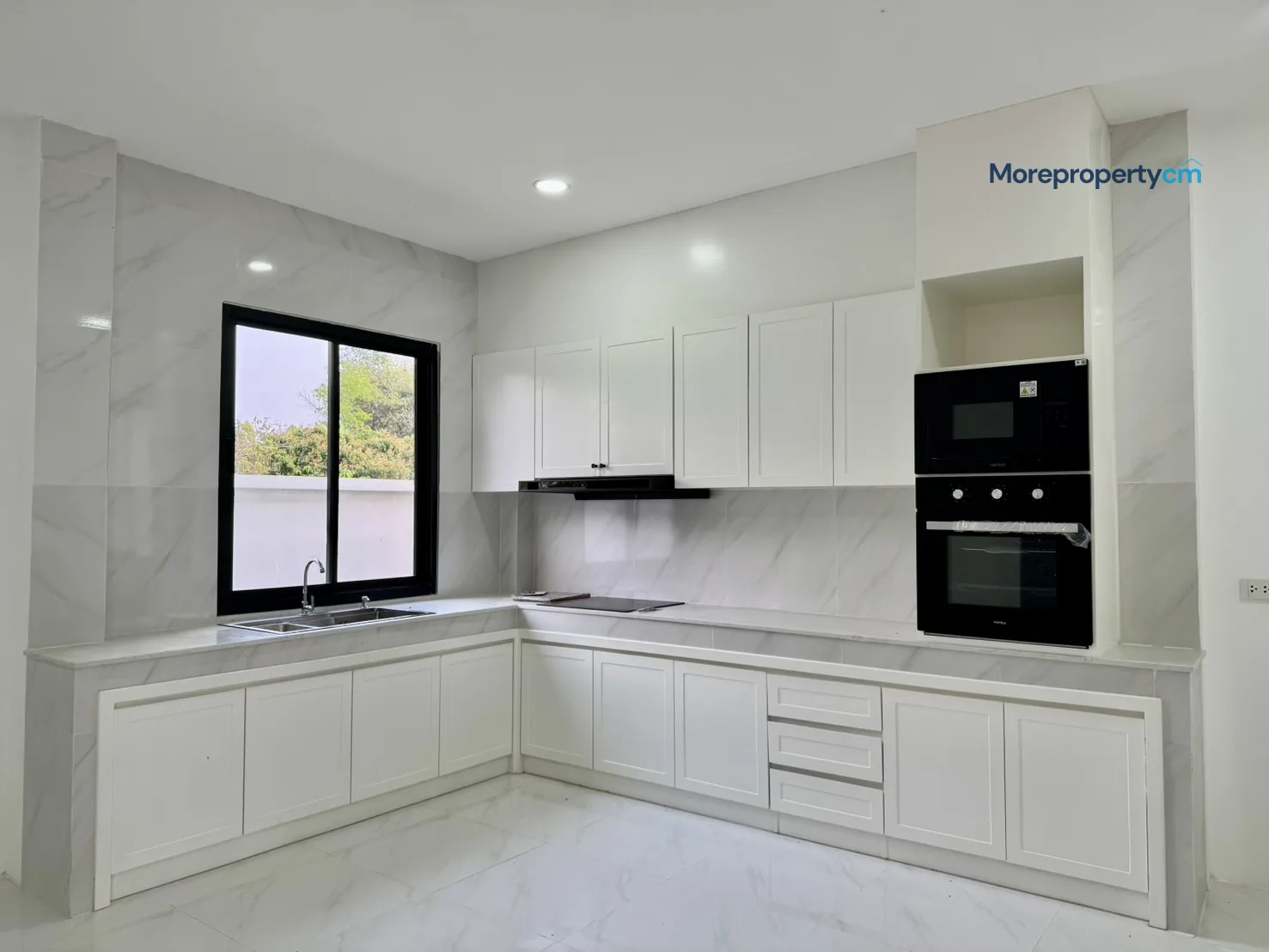 ขายคฤหาสน์หรูพูลวิลล่าสไตล์ Modern Lanna ใกล้เมืองเชียงใหม่ - 35