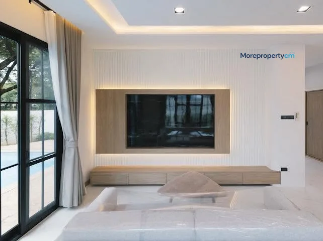 ขายบ้านเดี่ยว Luxury พูลวิลล่าหรู โครงการรินรดา สันทราย (Rinrada Sansai) - 16