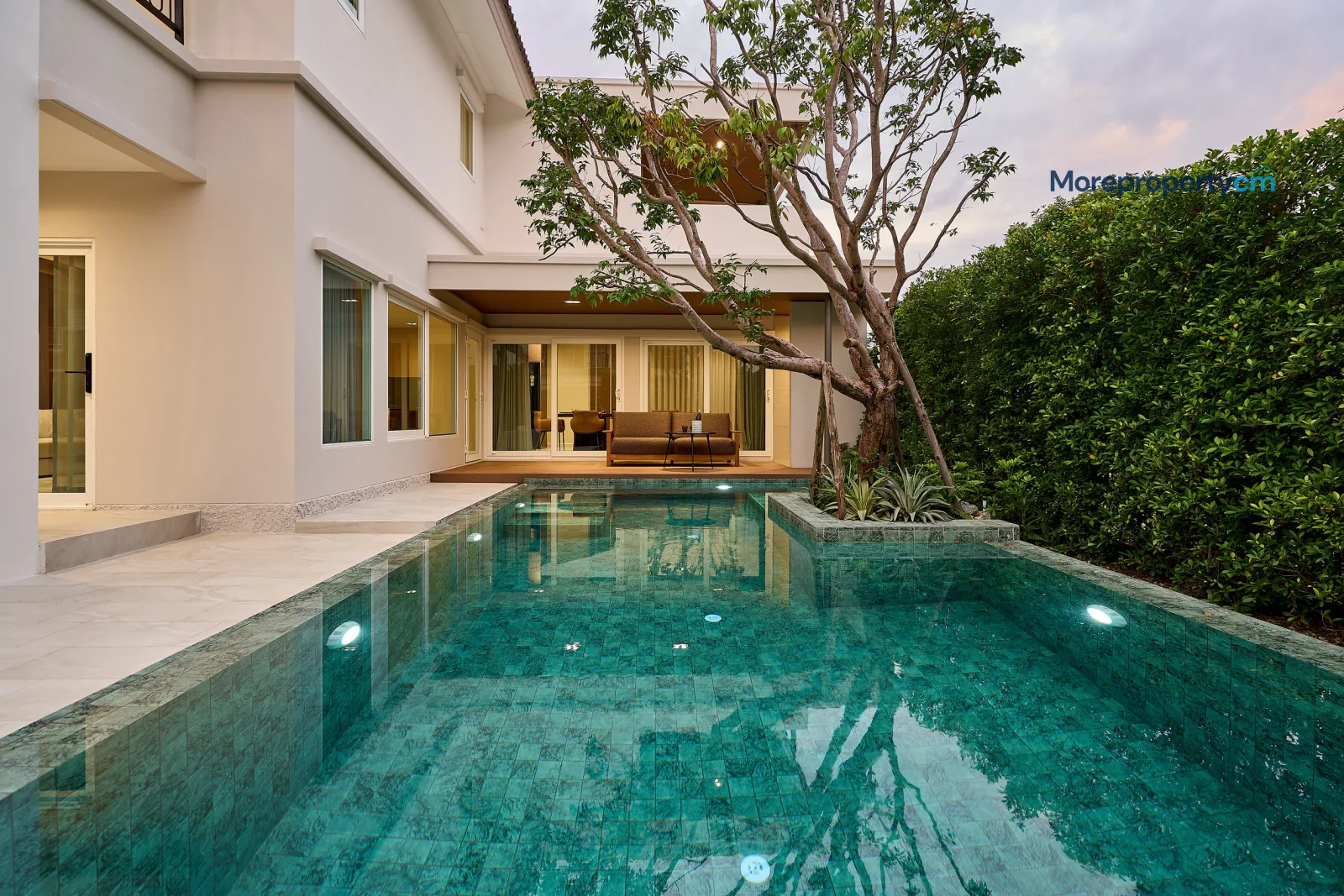 บ้านพูลวิลล่าสไตล์หรูหรา “Elegance Resort Pool Villa” แปลงมุมส่วนตัว วรารมย์ เจริญเมือง - 4