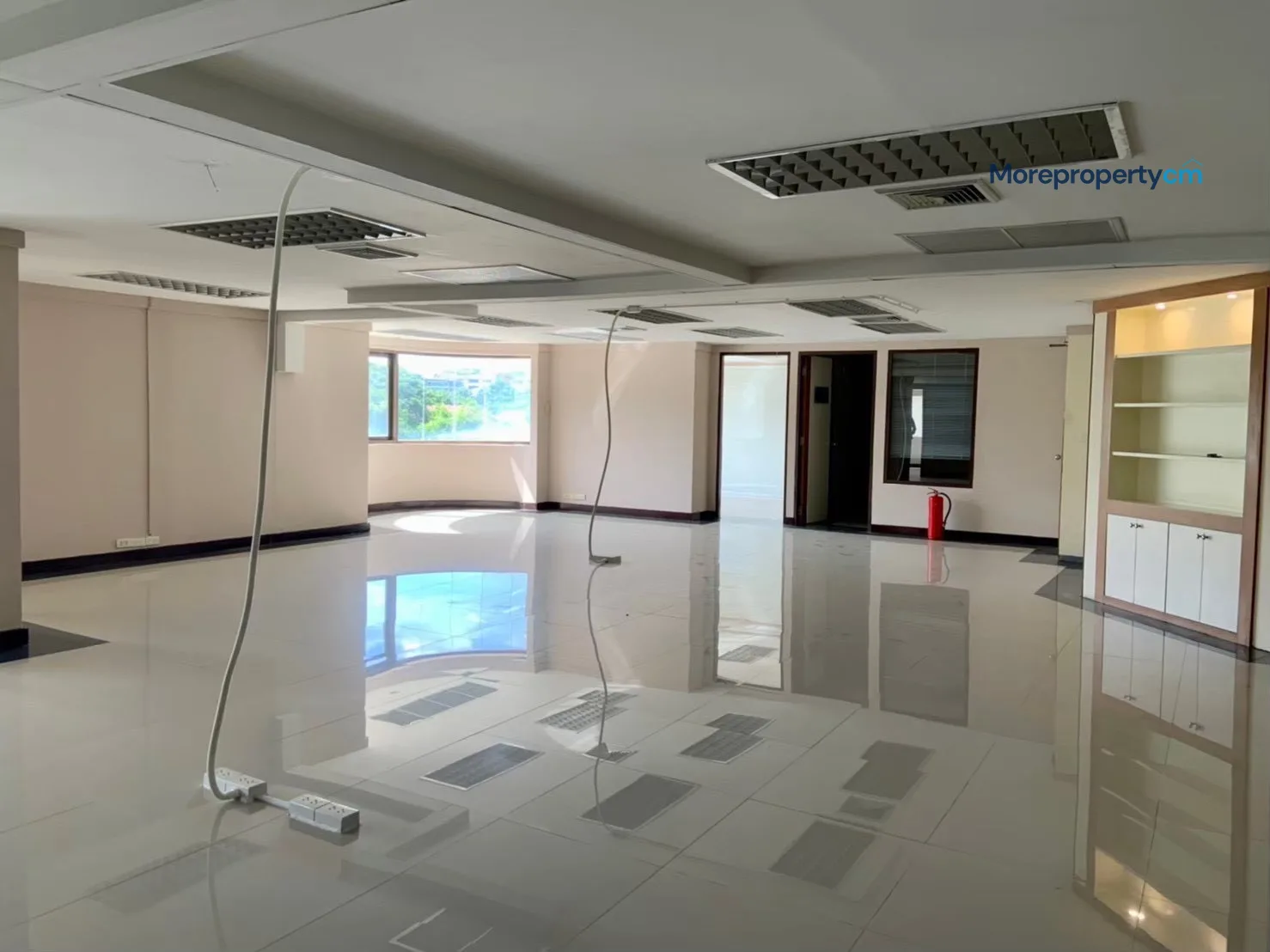 ให้เช่าออฟฟิศ ฮิลล์ไซด์คอนโด ชั้น 4 ขนาด 200 ตร.ม. - 17