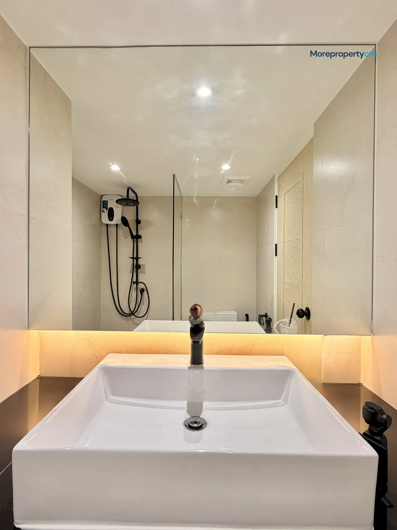 ขาย ฮิลไซด์ คอนโด 3 ห้องสวย รีโนเวทใหม่ พร้อมเข้าอยู่ - 16